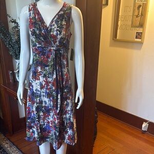 NWT Eddie Bauer size small Floral Sleeveless Dress - Red, Blue, White